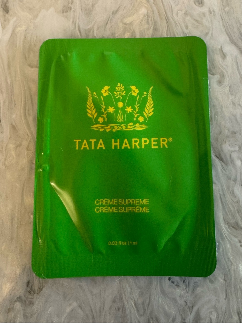 TATA HARPER CRÈME SUPREME sample